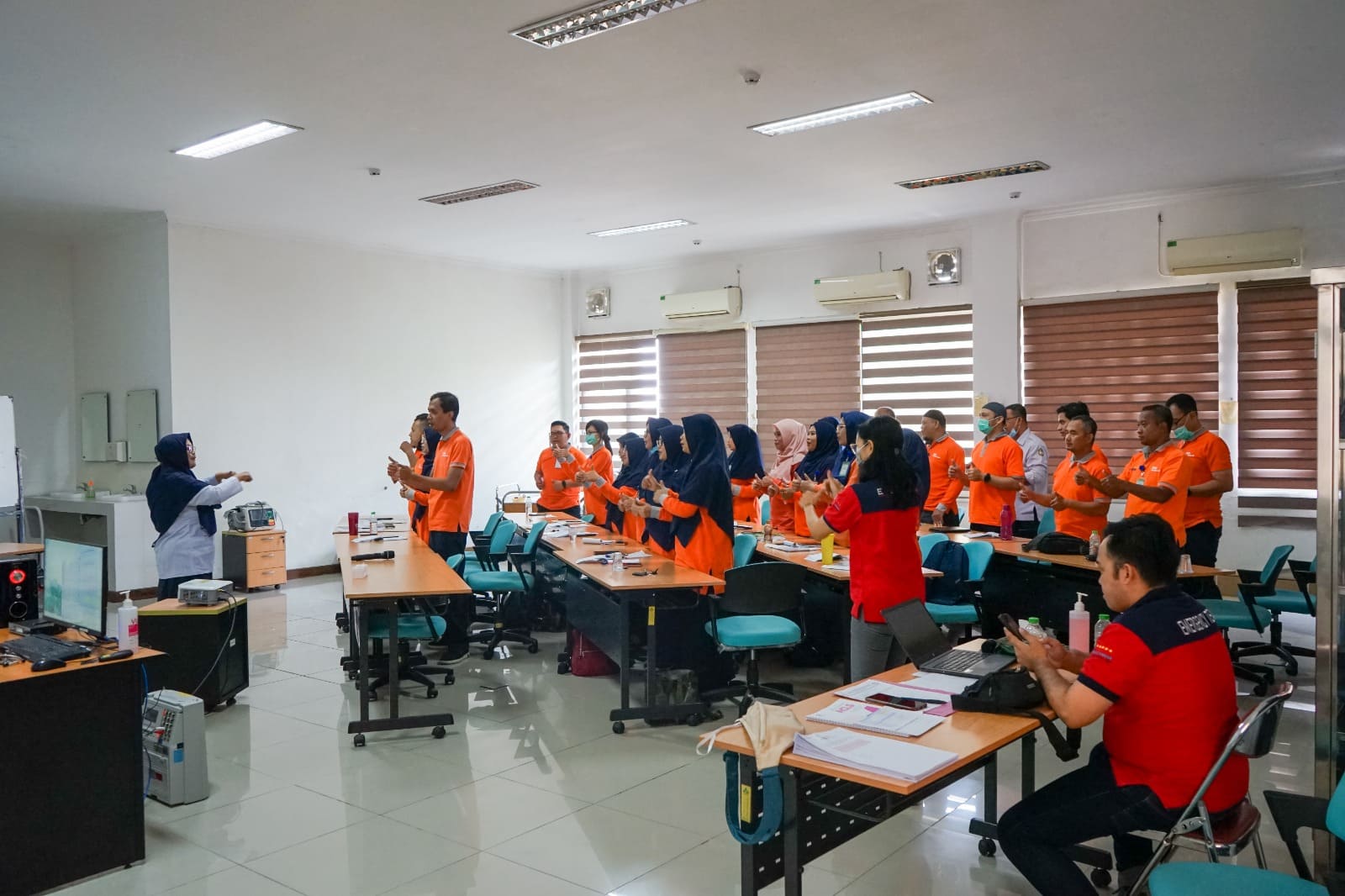 Pelatihan Emergency Nursing Intermediate Level