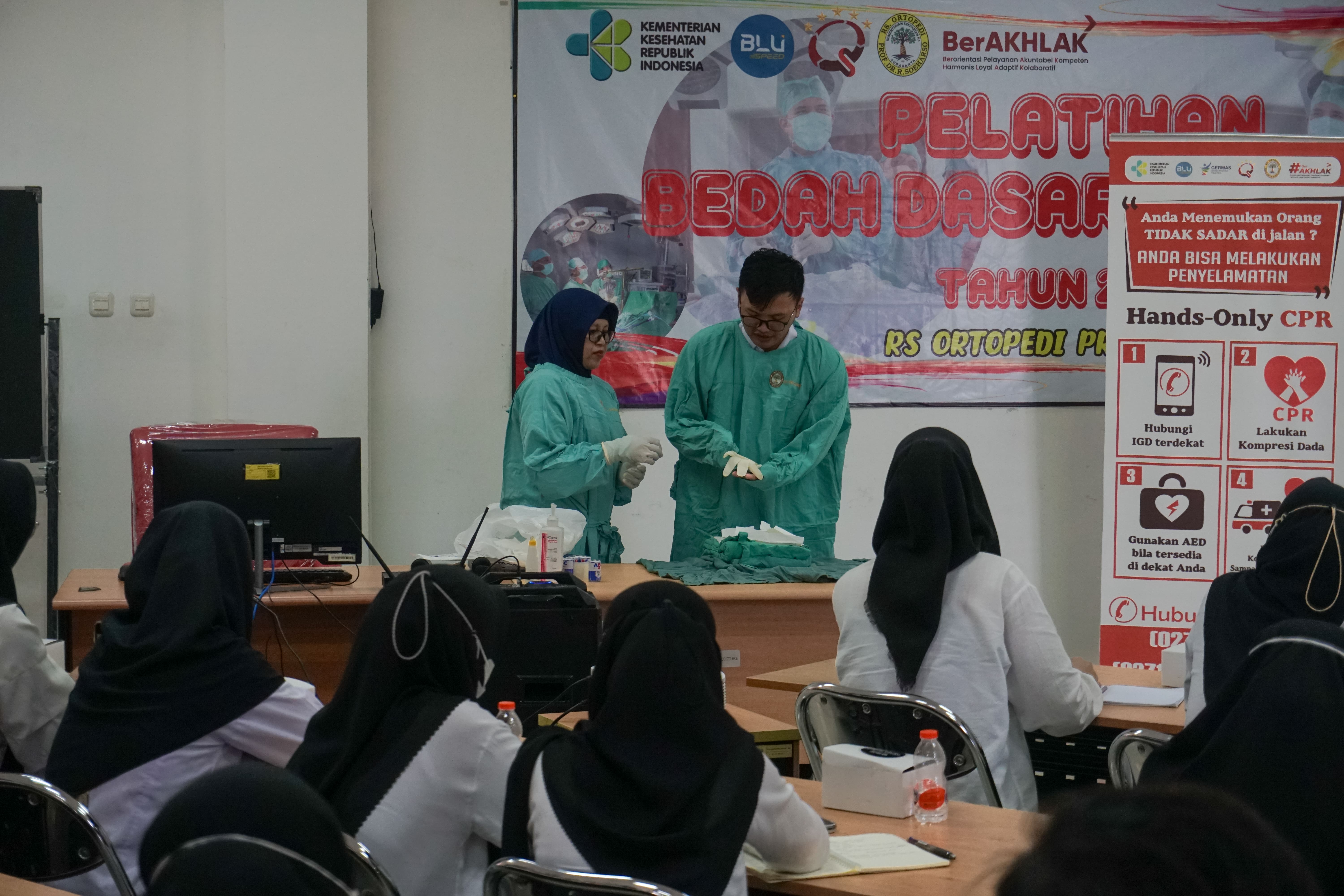 Pelatihan Bedah Dasar Ortopedi Batch 1 