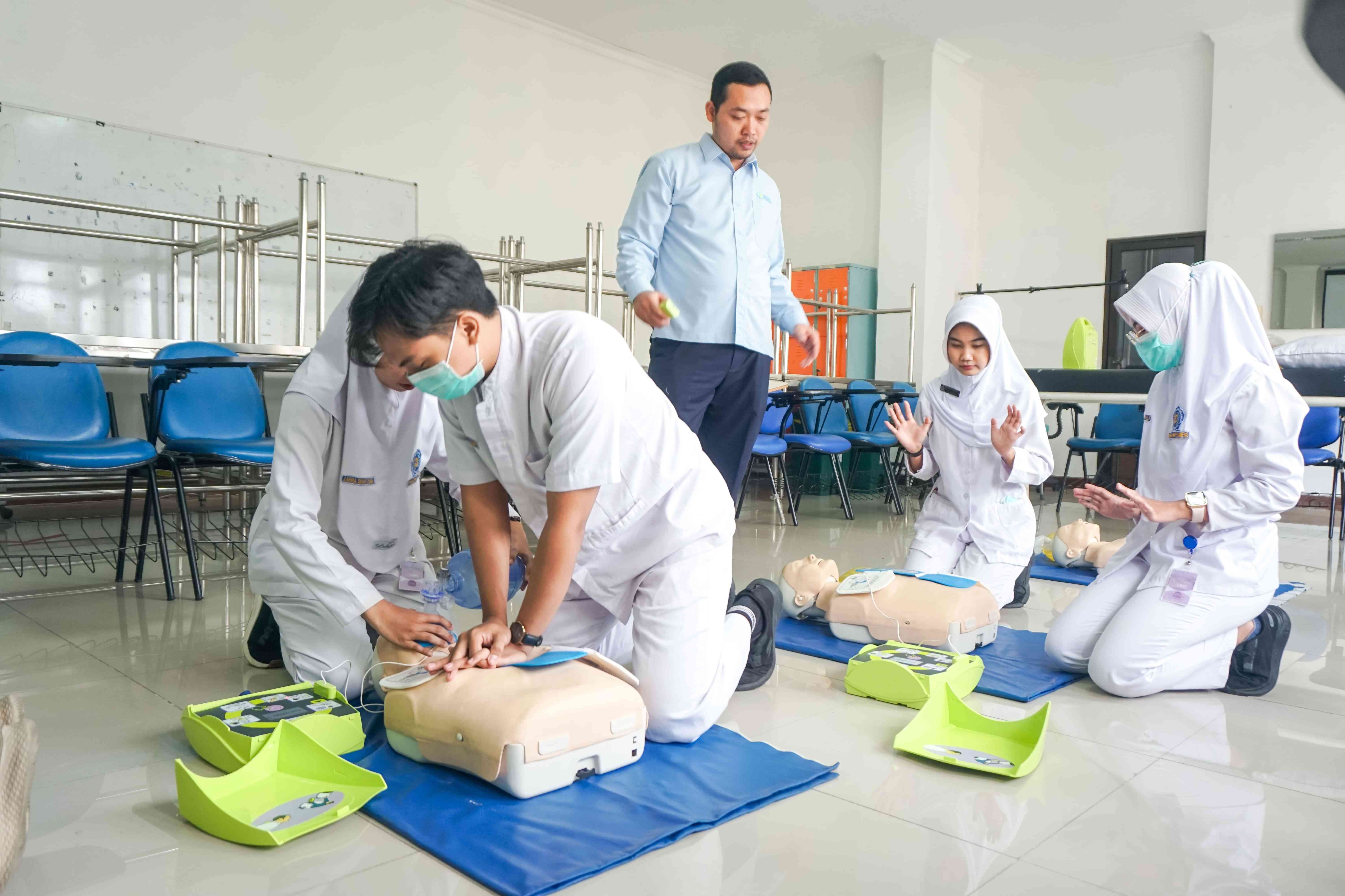 Workshop Basic Life Support For Healthcare Providers Batch 11