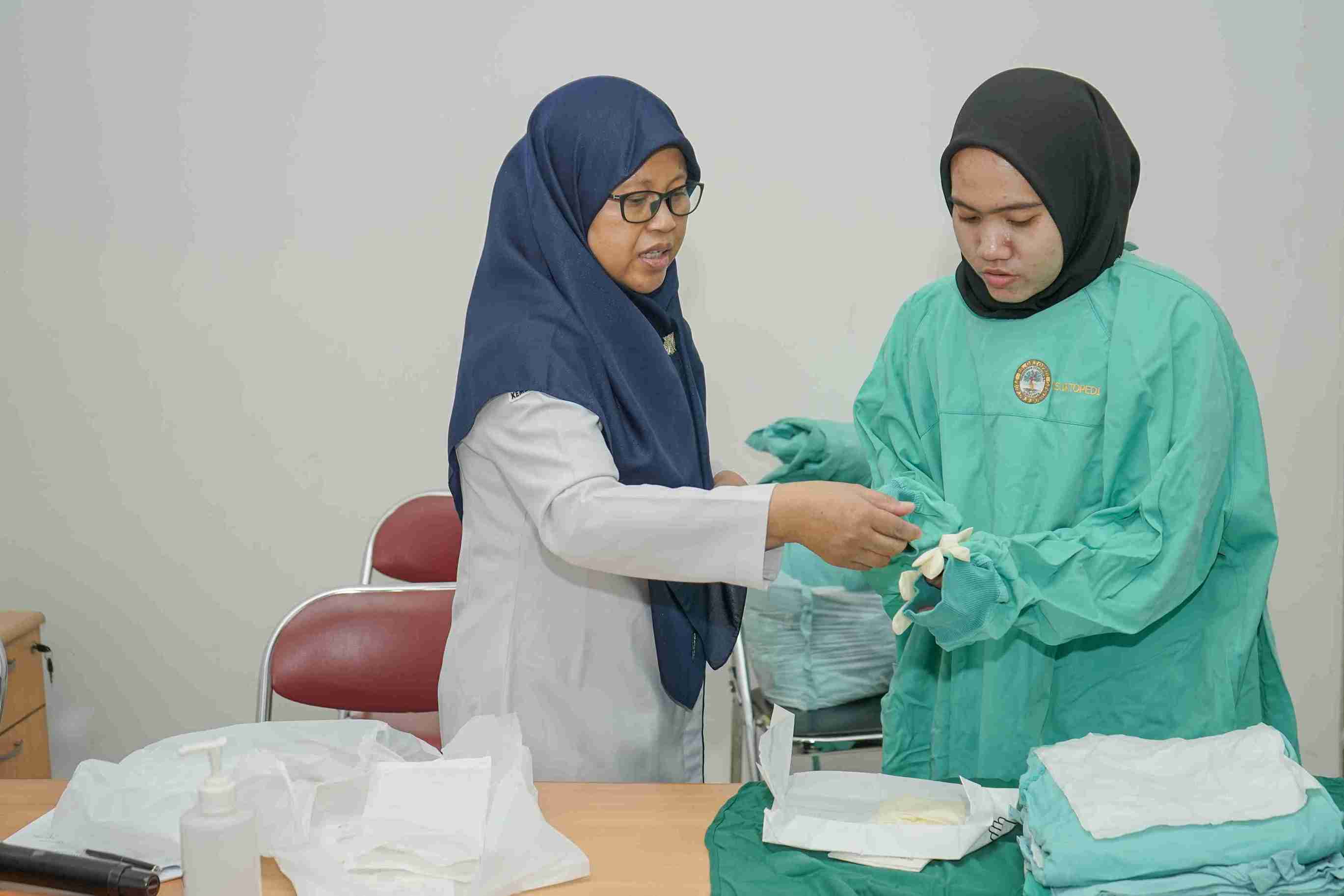 Pelatihan Bedah Dasar Ortopedi Batch 3