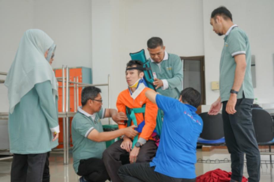 Pelatihan Basic Trauma Cardiac Life Support (BTCLS)
