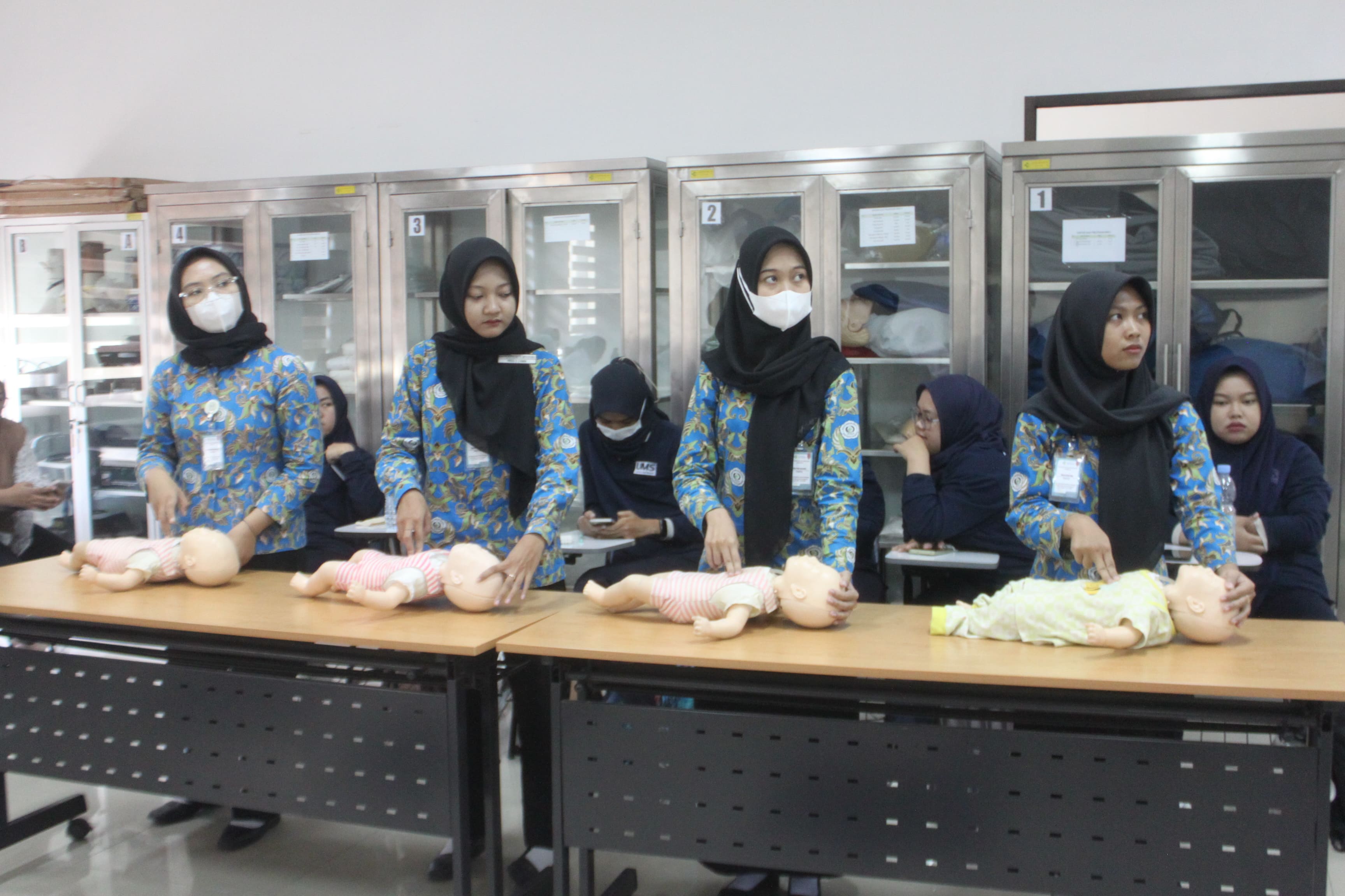 Workshop Basic Life Support For First Responder/Lay Person Batch 8 Tahun 2025