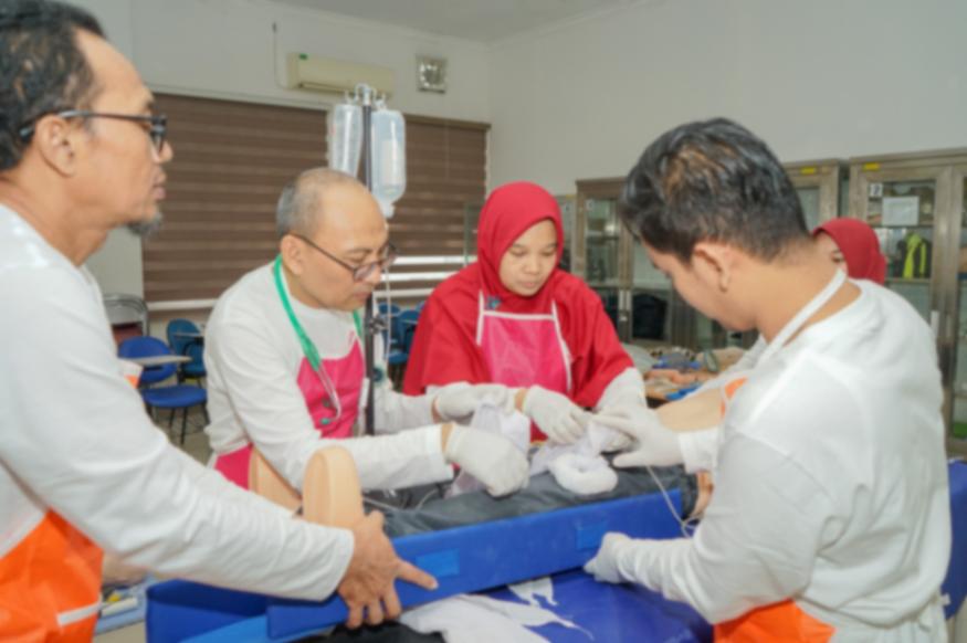 Pelatihan Basic Trauma Cardiac Life Support (BTCLS)