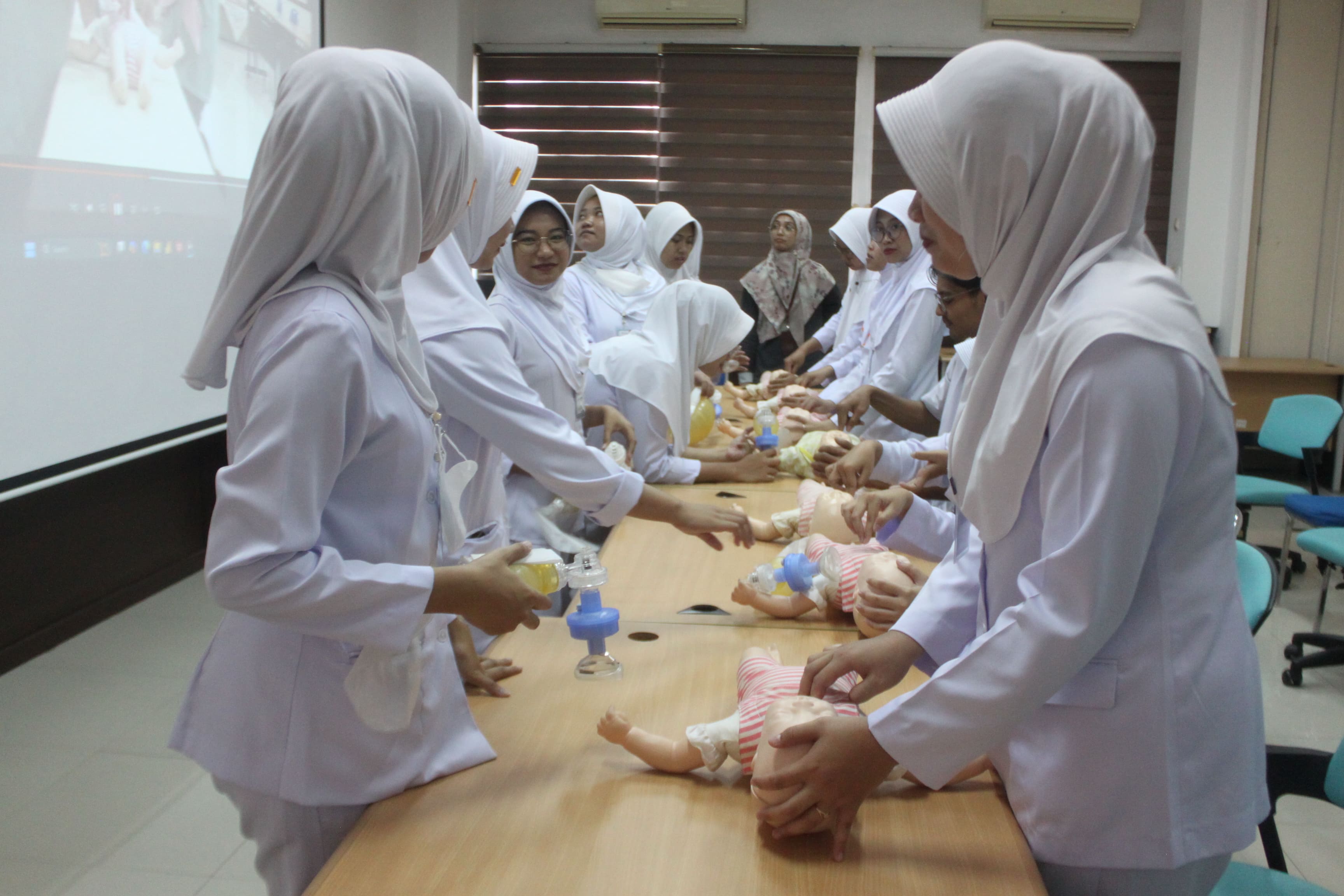 Workshop Basic Life Support For Healthcare Providers Batch 5 Tahun 2025