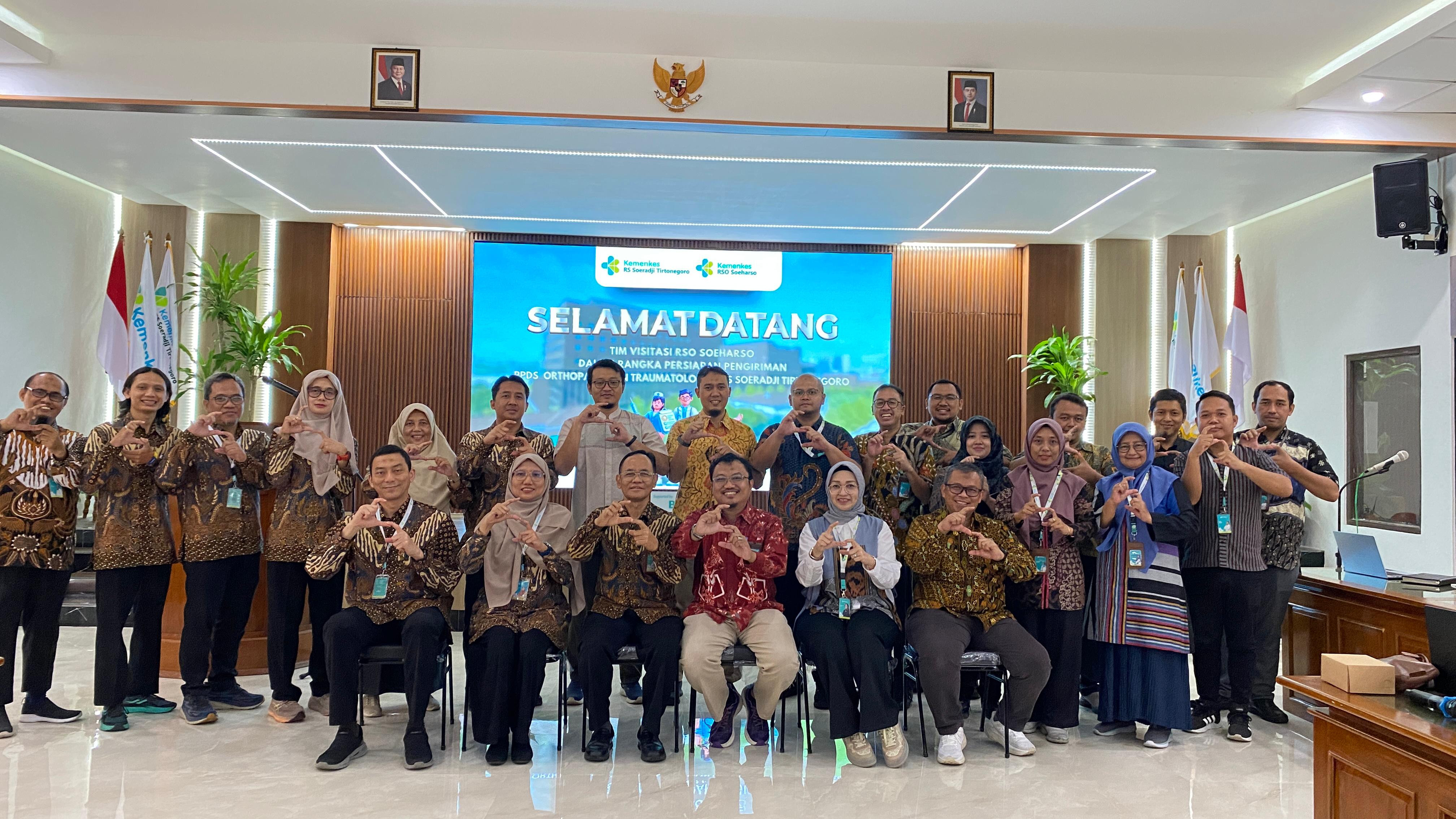 Visitasi RS Jejaring RSPPU RSO Soeharso  ke RS Soeradji Tirtonegoro