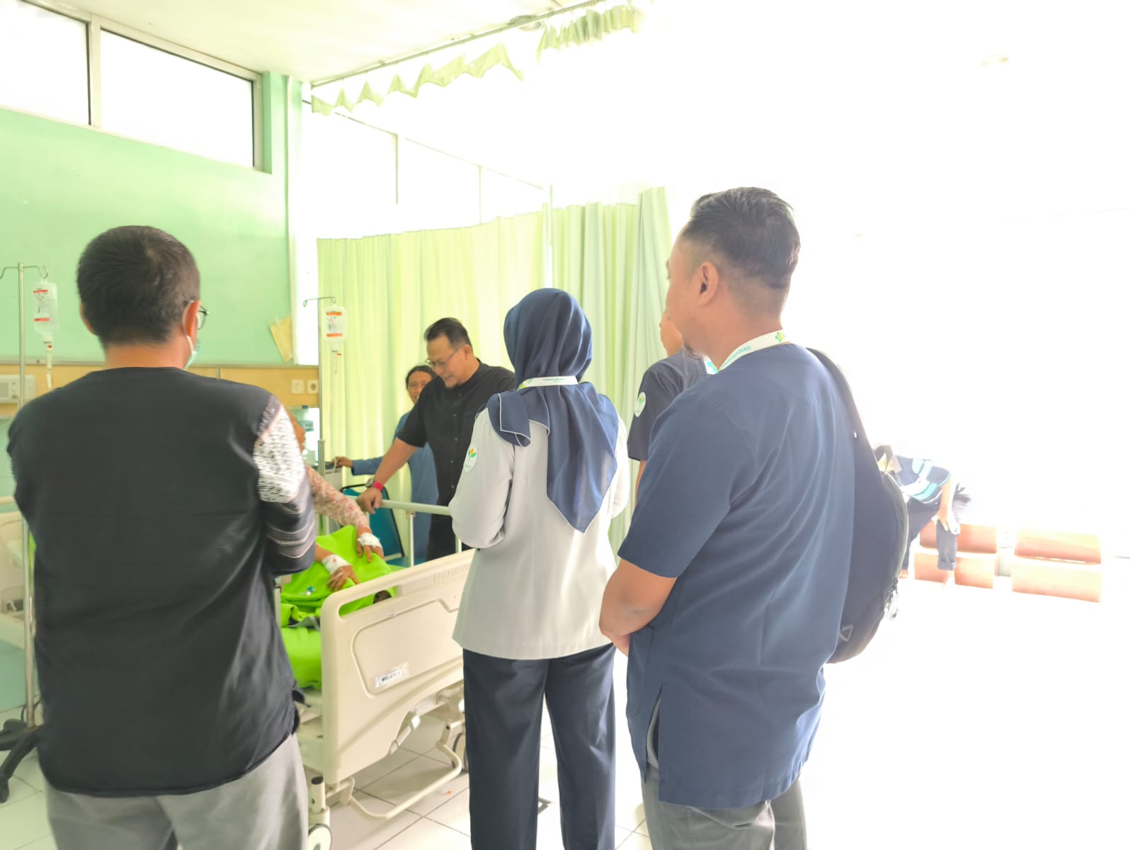 Morning Emergency Report Residen Stase RS Soeradji Klaten Dan Visite Stase Urologi
