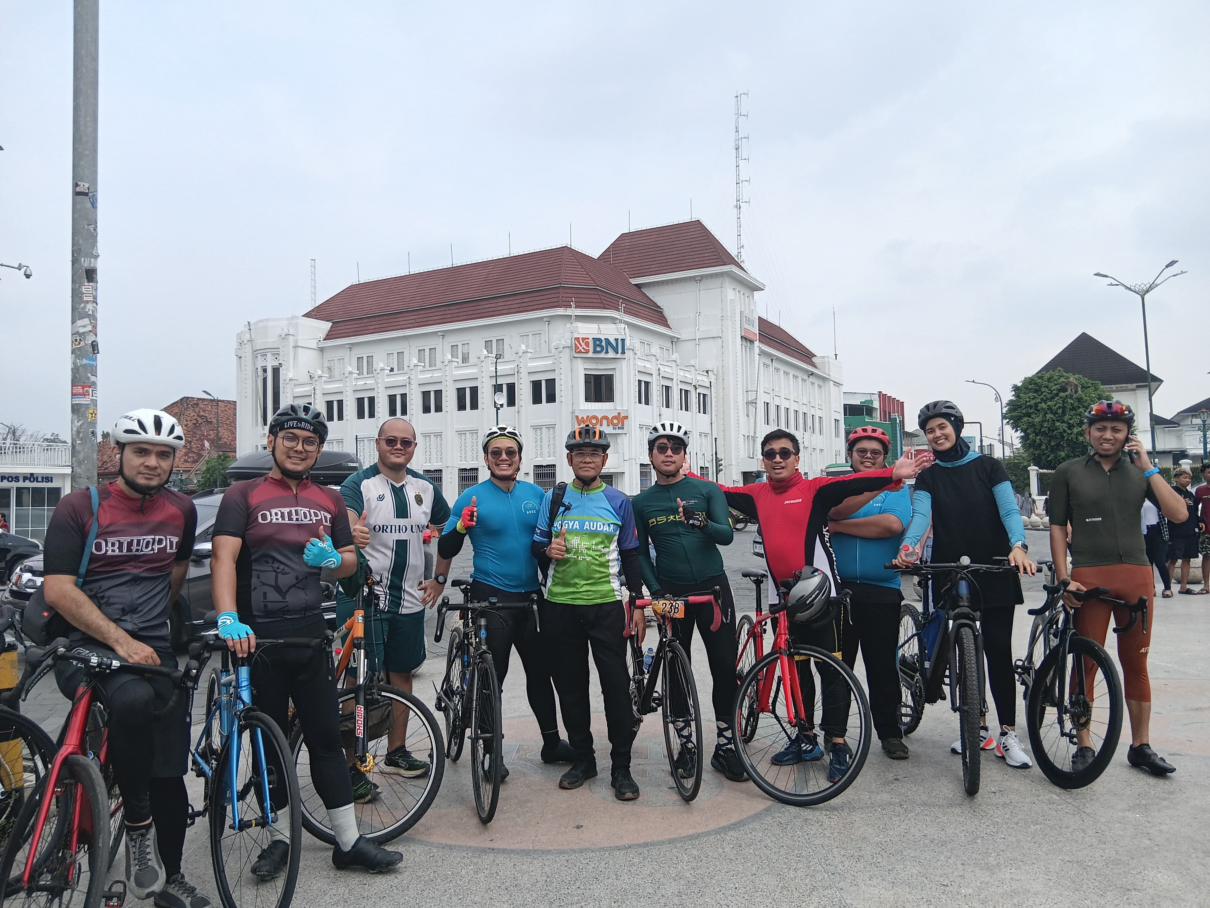 Residen RSPPU dan Staf mengikuti Soeharso Cycling Club, Rute RSO Soeharso ke Malioboro Yogyakarta