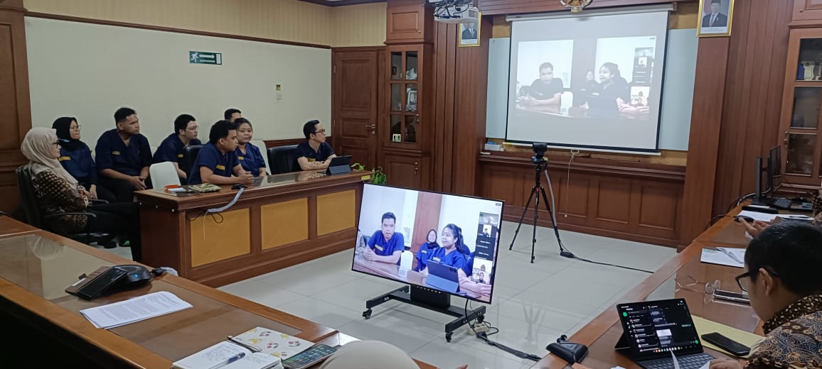 One on One Meeting/ Ekspose & Closed Meeting