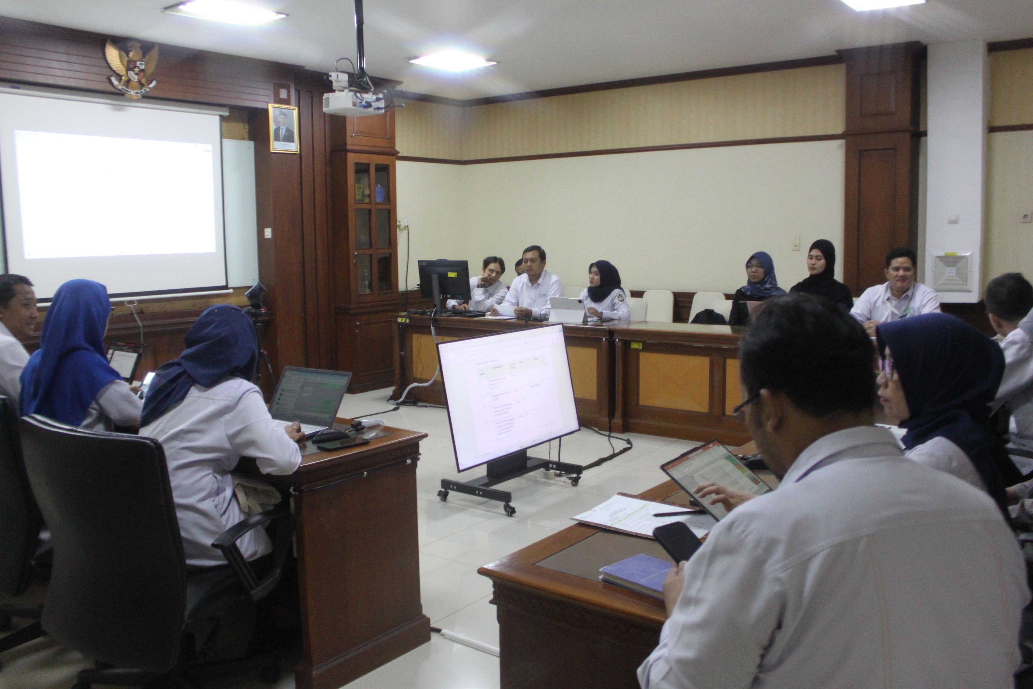 Rapat Evaluasi RSPPU RSO Soeharso