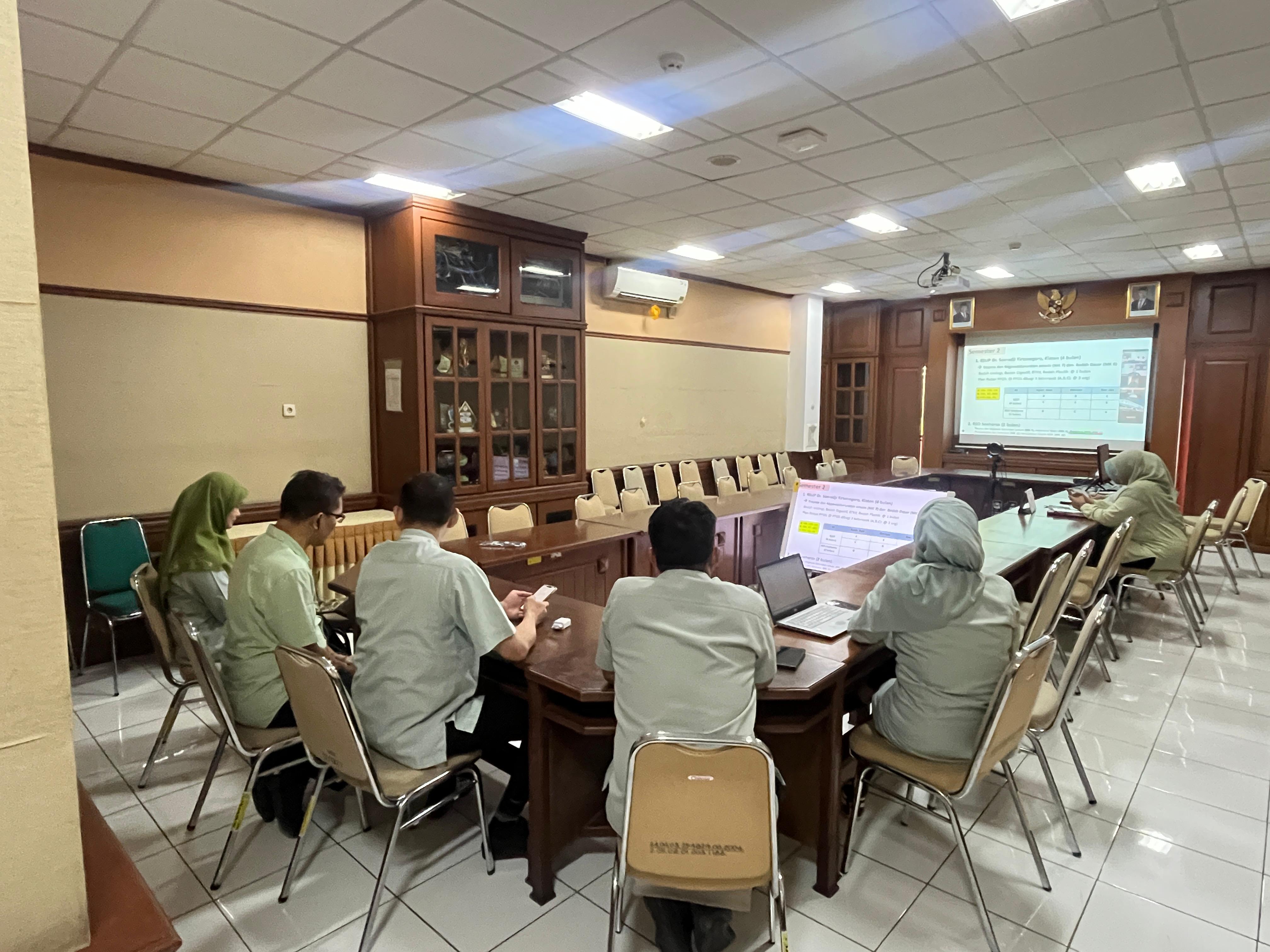  Koordinasi Persiapan Visitasi dan   Stase Residen ke RSUP Dr. Soeradji Tirtonegoro
