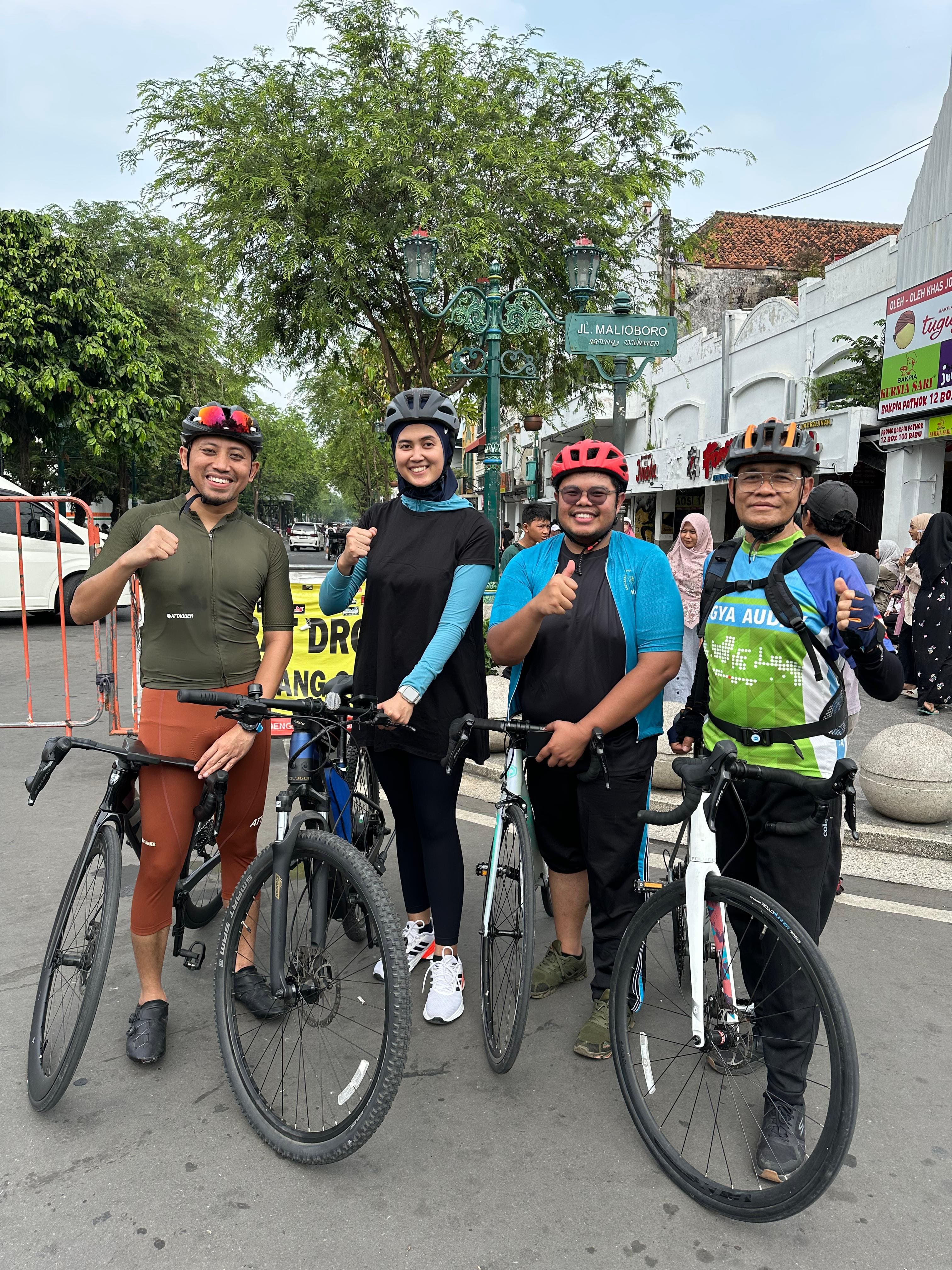 Residen RSPPU dan Staf mengikuti Soeharso Cycling Club, Rute RSO Soeharso ke Malioboro Yogyakarta