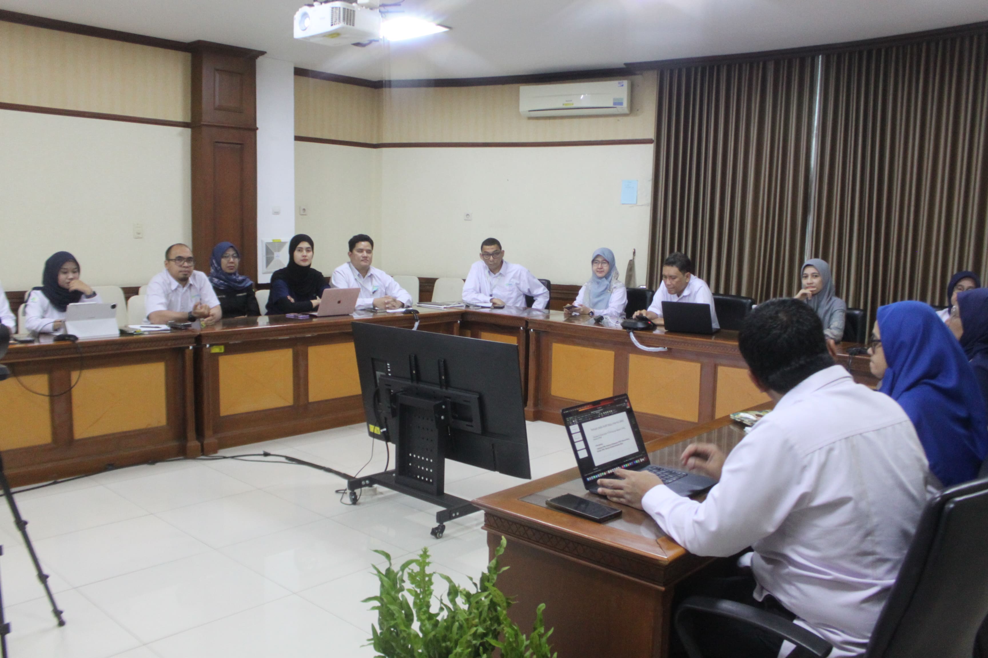 Rapat Evaluasi RSPPU RSO Soeharso