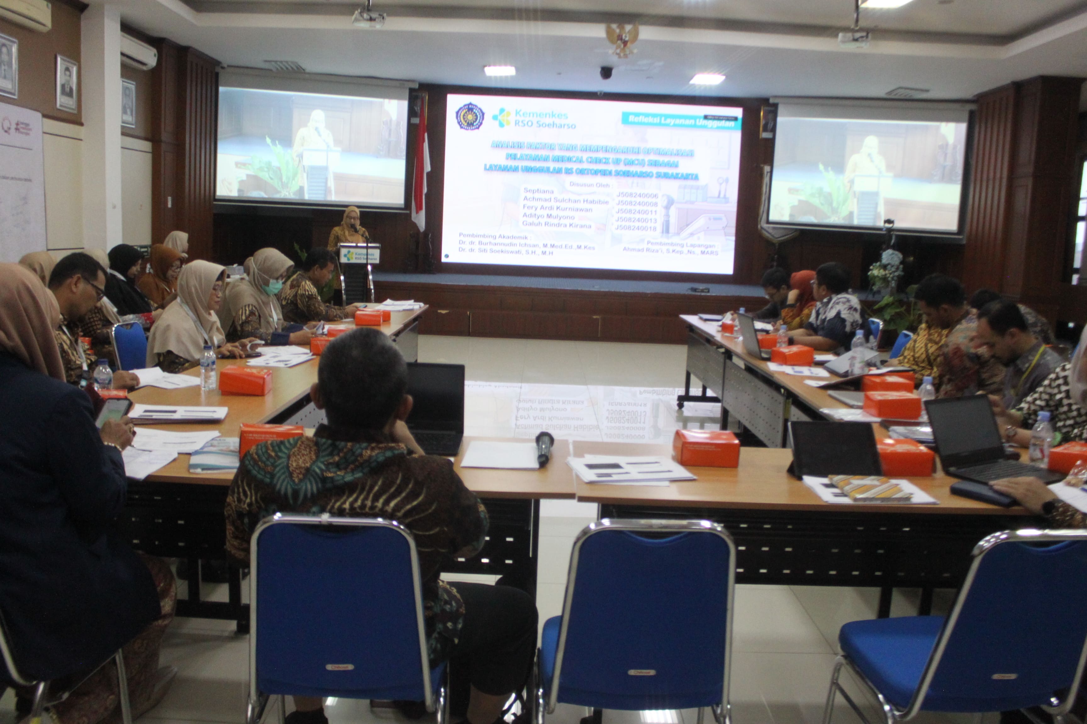 Presentasi Residensi MARS FK UMS di RSO Soeharso